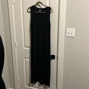 Black sleeveless Maxi Dress